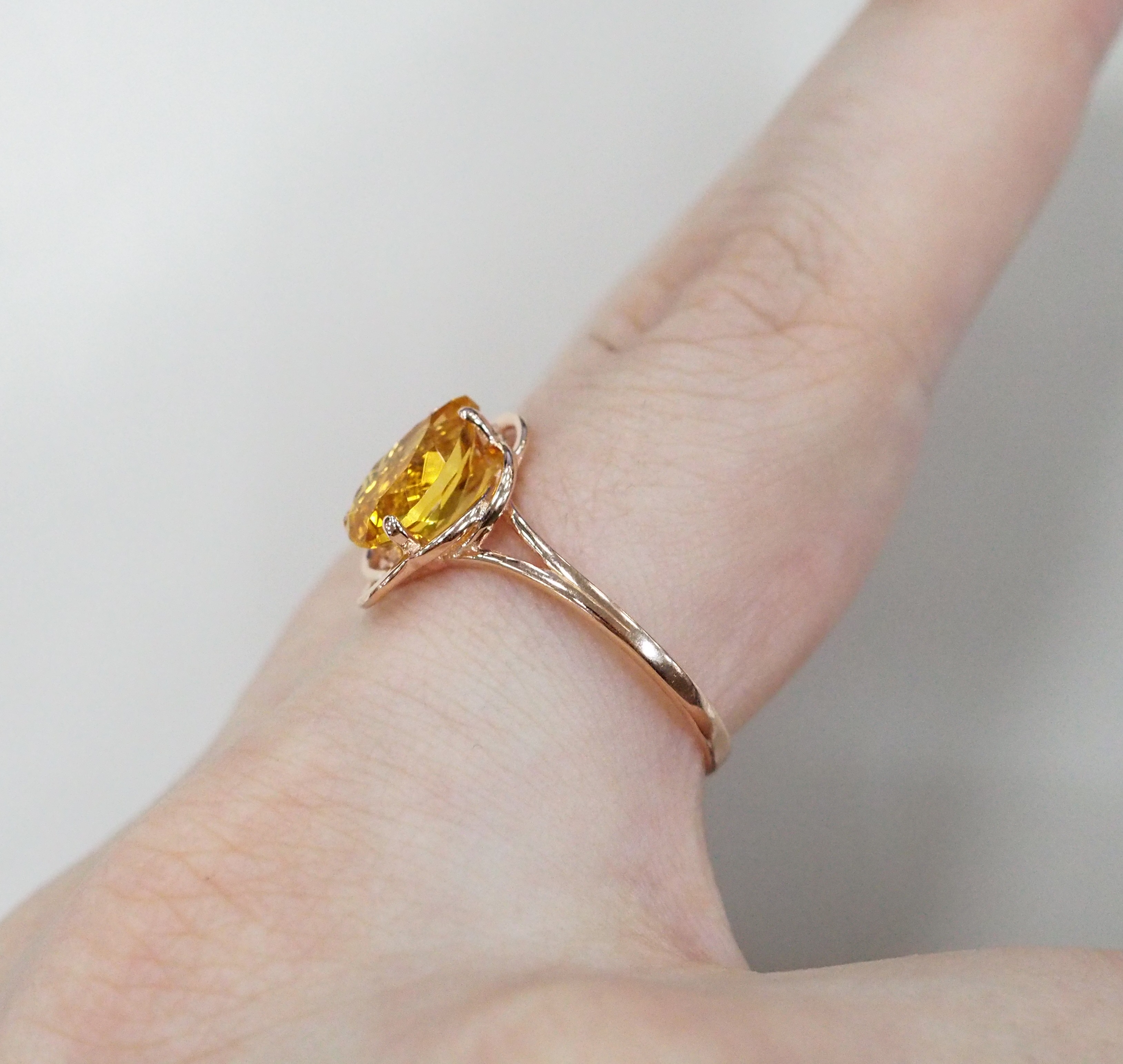 Серебряная подвеска с цитрином